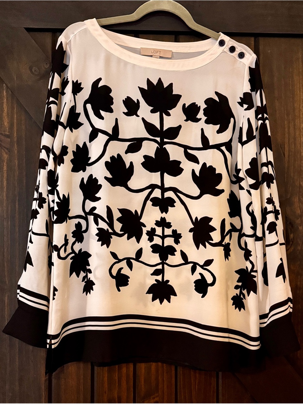LOFT Black and White Floral Boatneck Blouse / Daisies blouse